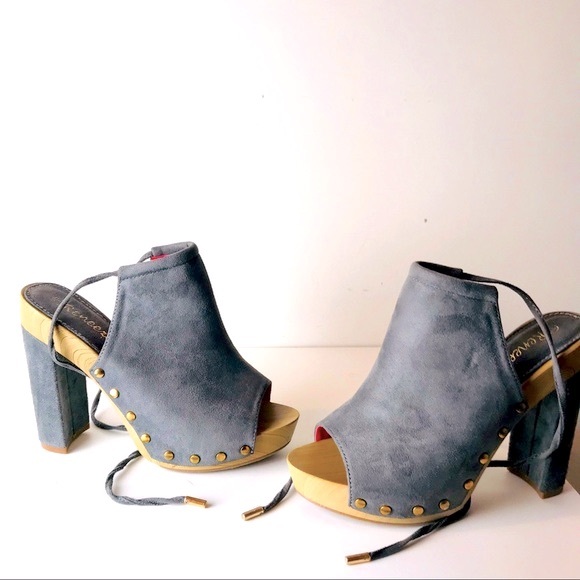 Reneeze Gray Studded Ankle Tie Peep Toe Heels  Size 7.5 - Picture 6 of 14